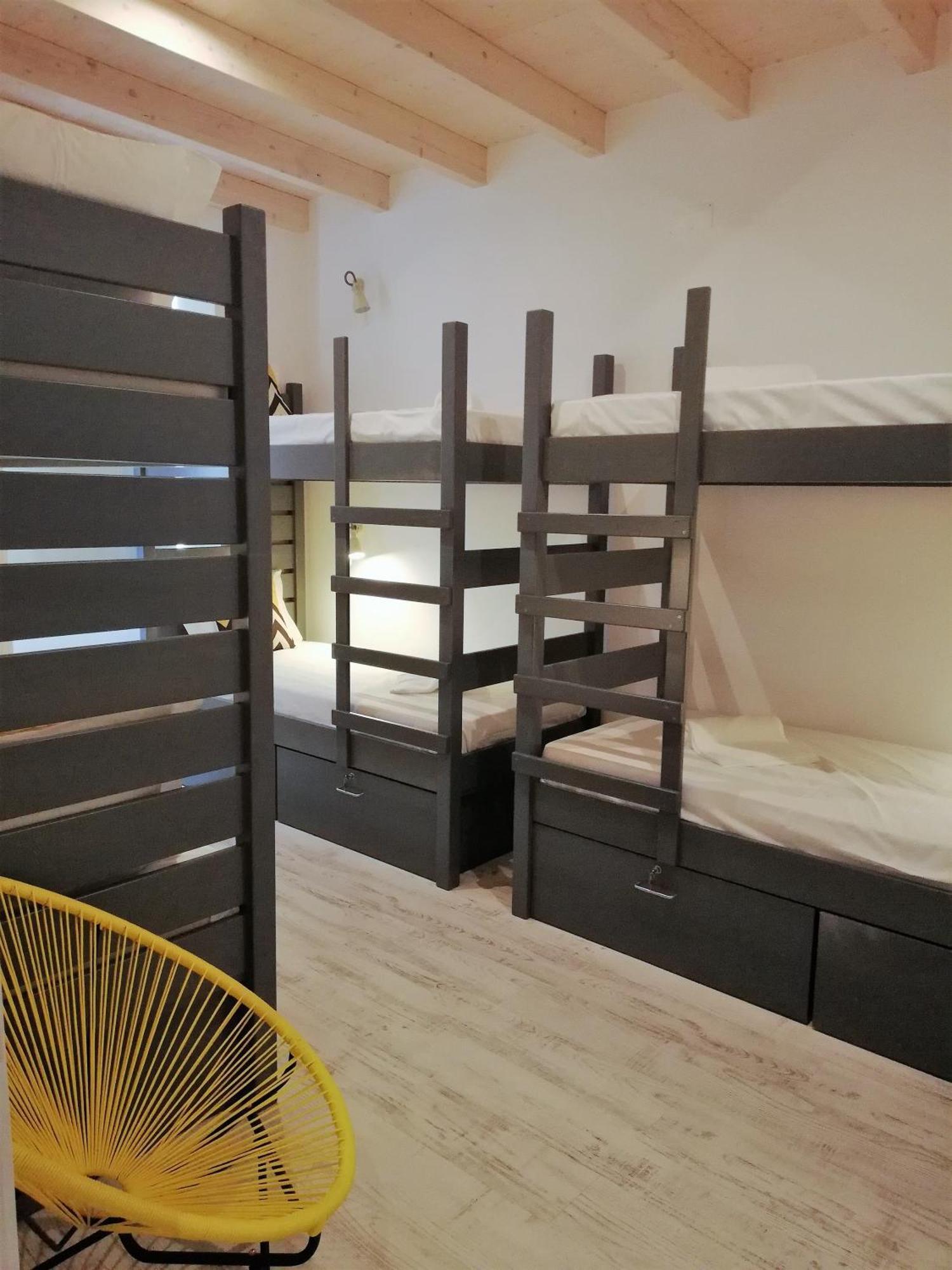 Son Of A Beach Hostel Albufeira Room photo